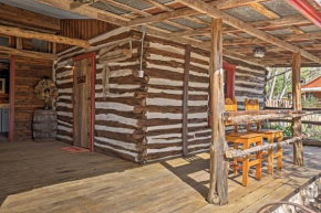 Custom Texas Cabin Studio - 5 Min to Gruene Hall